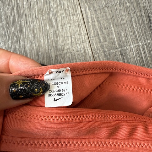 Nike Sports Bra - Picture 3 of 3